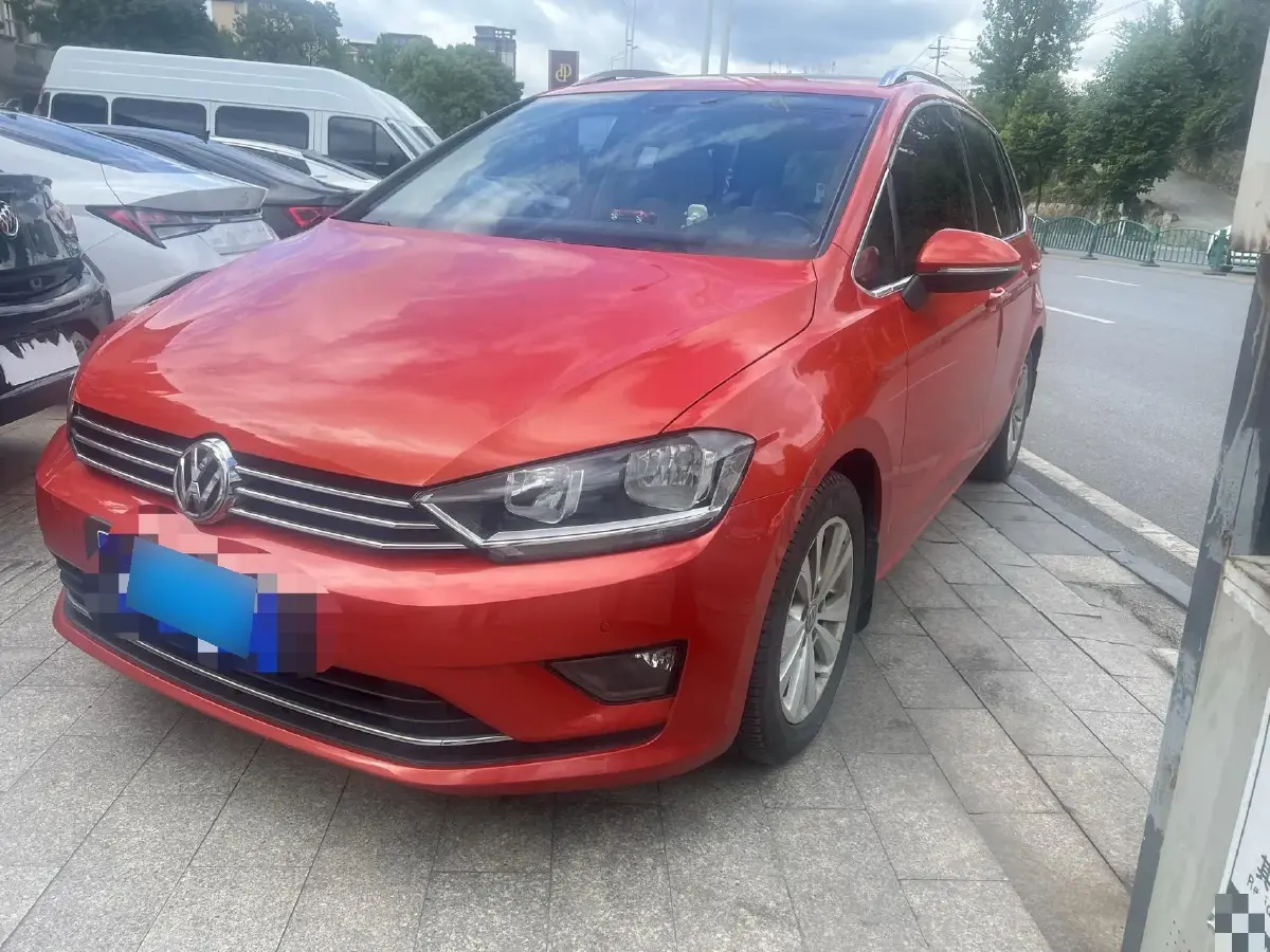 2018 Volkswagen Golf Sportsvan 1.4T 131HP L4 7DCT
