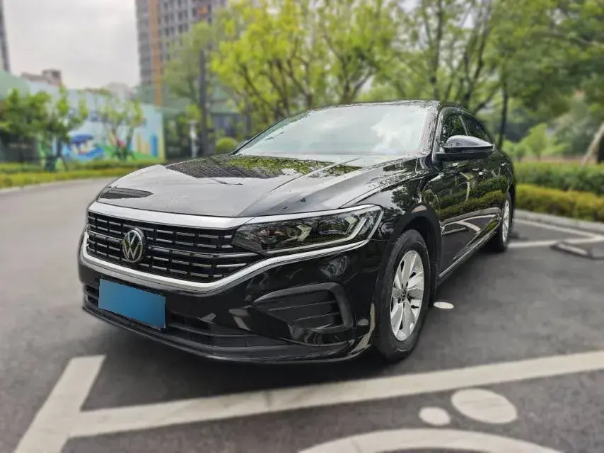 2024 Volkswagen Passat 1.4T 150HP L4 7DCT