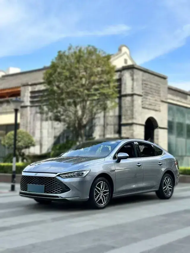 2021 BYD Qin Plus 1.5L 110HP L4 E-CVT PHEV 18.32KWH