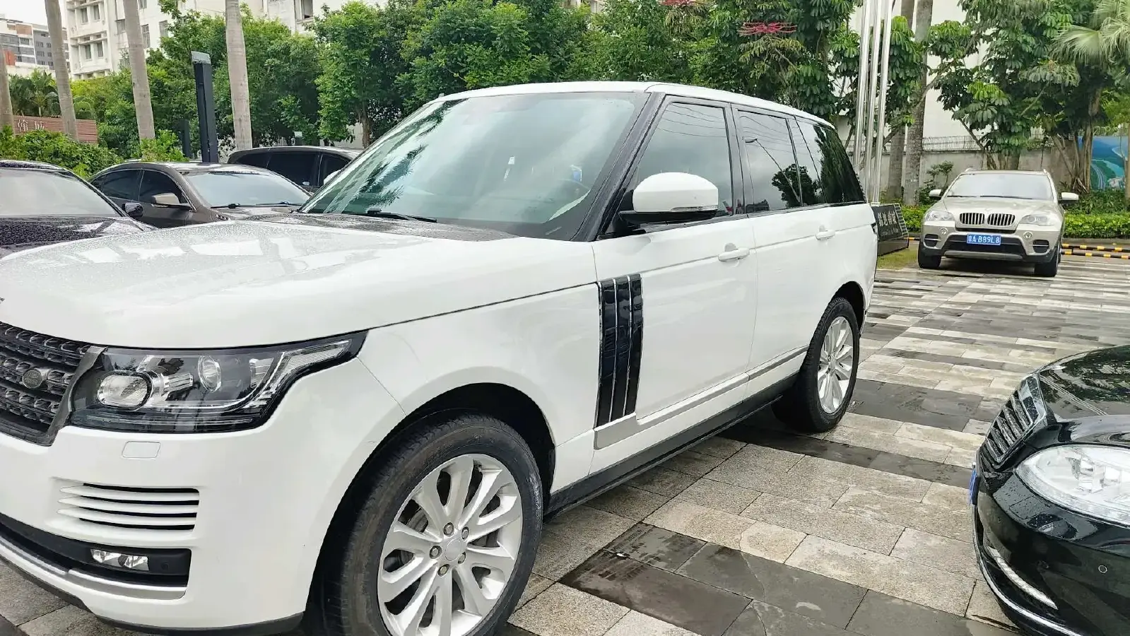 2017 Land Rover Range Rover 3.0T 340HP V6 8AT