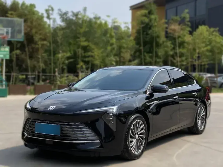 2023 Buick Larcosse 2.0T 237HP L4 9AT