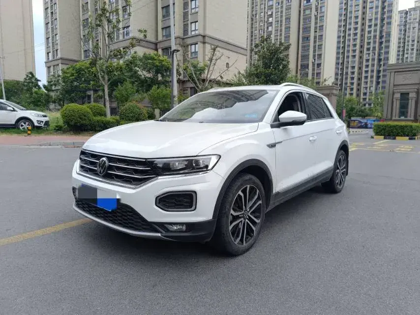 2021 Volkswagen T-Roc 1.4T 150HP L4 7DCT
