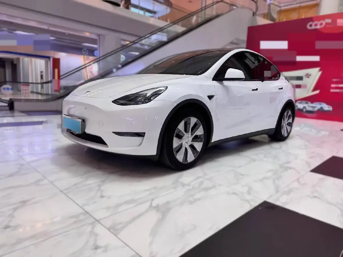 2021 Tesla Model Y BEV 60KWH