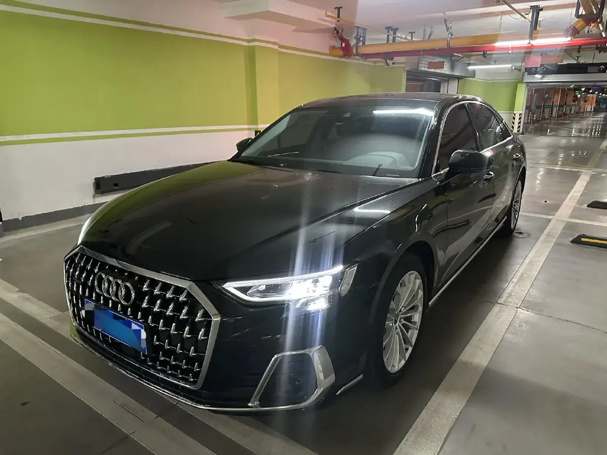 2023 Audi A8 2.0T 265HP L4 8AT