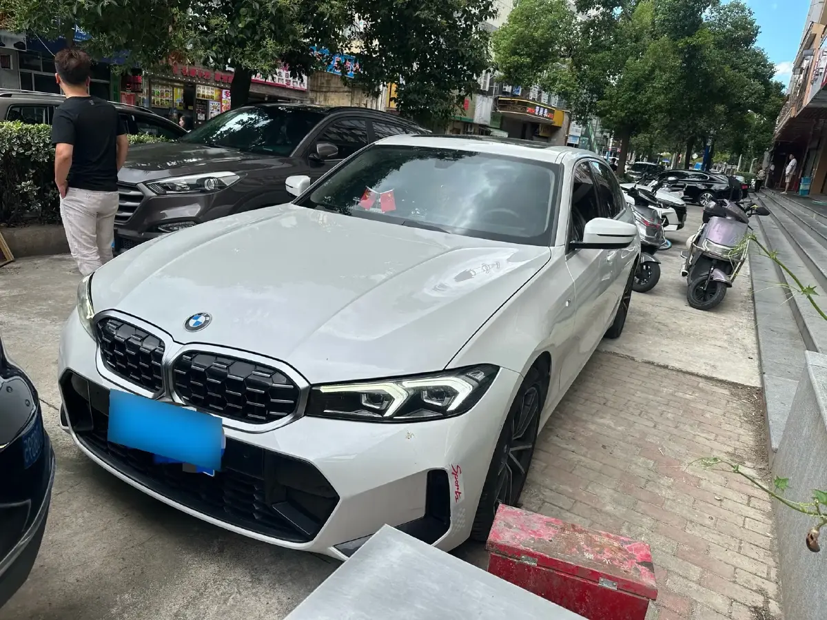 2023 BMW 3 Series 2.0T 184HP L4 8AT