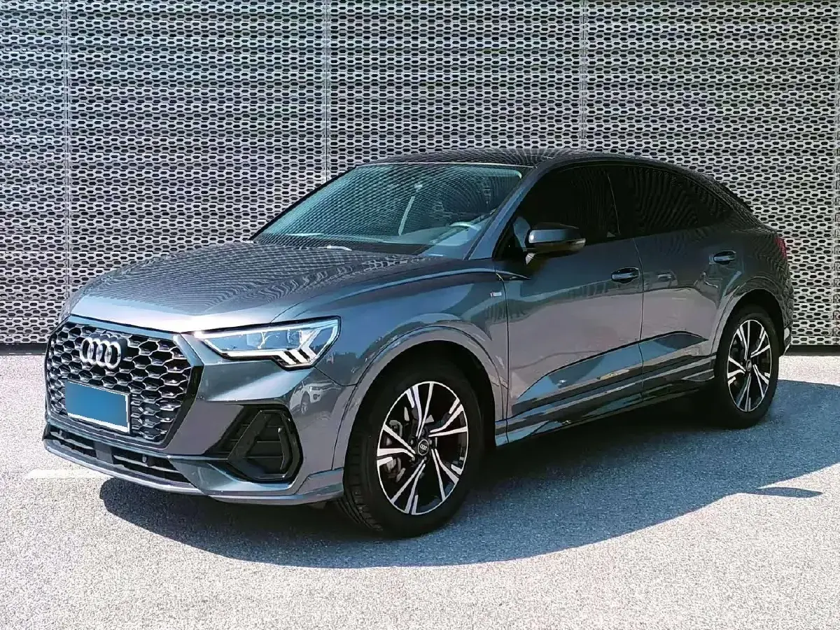 2022 Audi Q3 Sportback 2.0T 186HP L4 7DCT