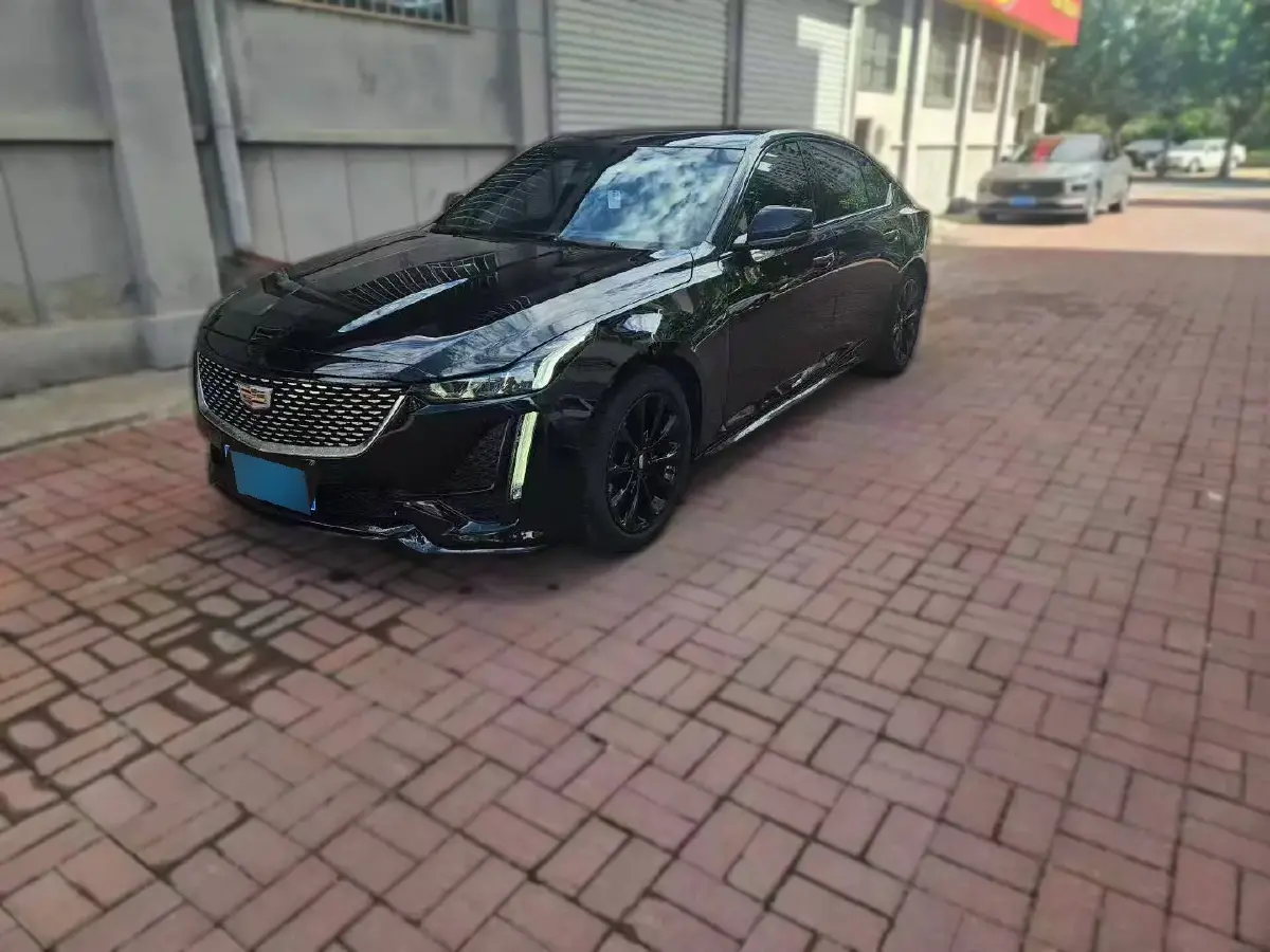 2021 Cadillac CT5 2.0T 237HP L4 10AT