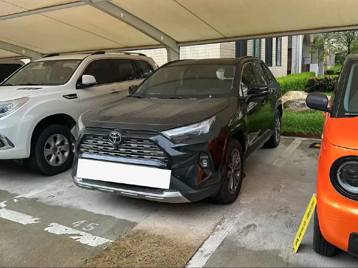 2024 Toyota RAV4 2.0L 171HP L4 CVT