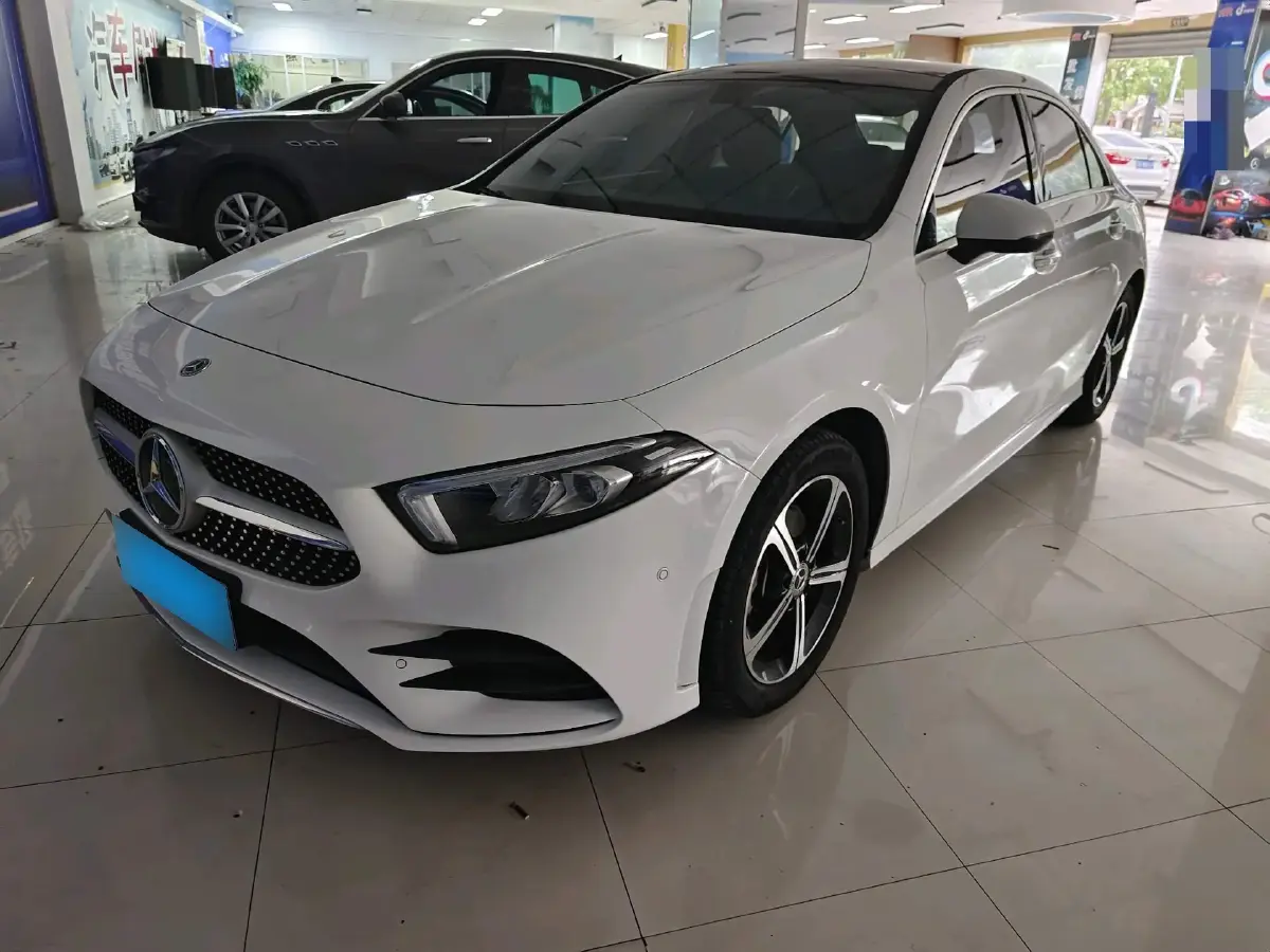 2022 Mercedes-Benz A Class 1.3T 163HP L4 7DCT