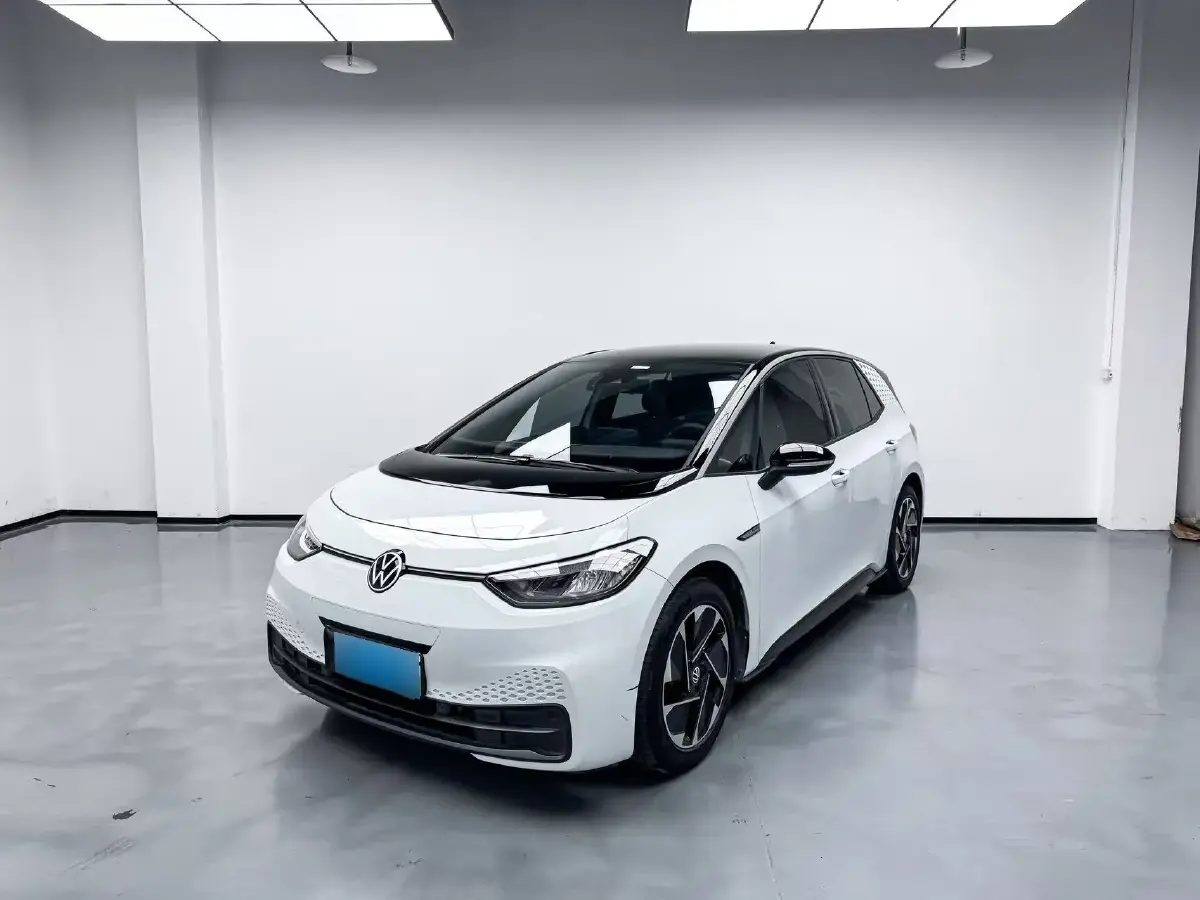 2023 Volkswagen ID.3 BEV 52.8KWH