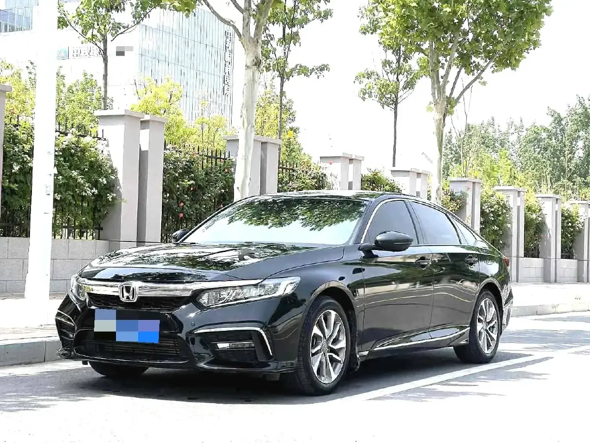 2019 Honda Inspire 1.5T 194HP L4 CVT