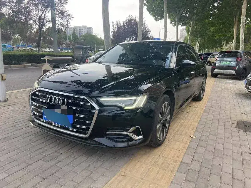 2022 Audi A6L 2.0T 224HP L4 7DCT