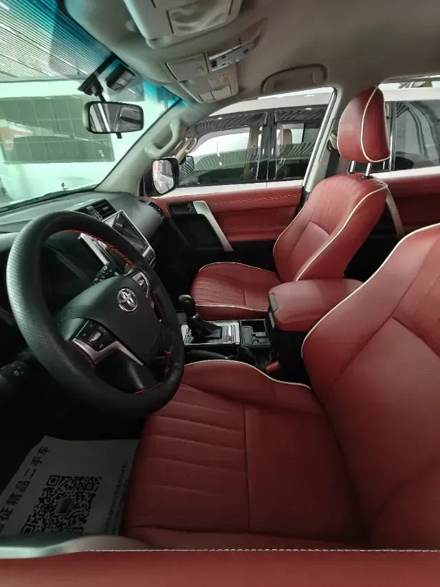 2020 Toyota Yaris 1.6T 261HP L3 6MT,autocango,china used car exporter,china ev exporter,chinese used car exporter,chinese used ev exporter