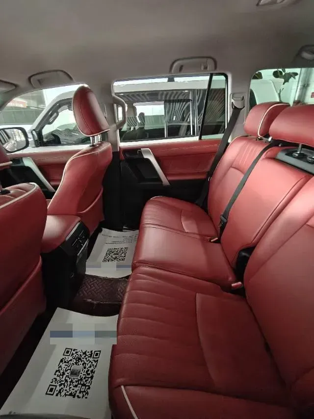 2020 Toyota Yaris 1.6T 261HP L3 6MT,autocango,china used car exporter,china ev exporter,chinese used car exporter,chinese used ev exporter