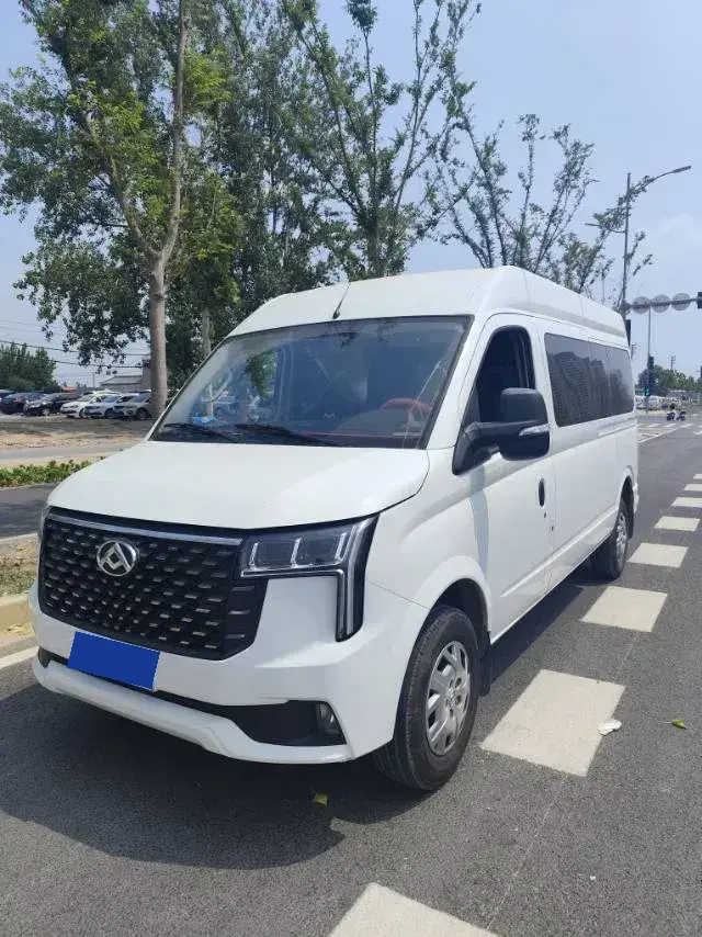2024 MAXUS XinTu V80 2.0T 126HP L4 6MT