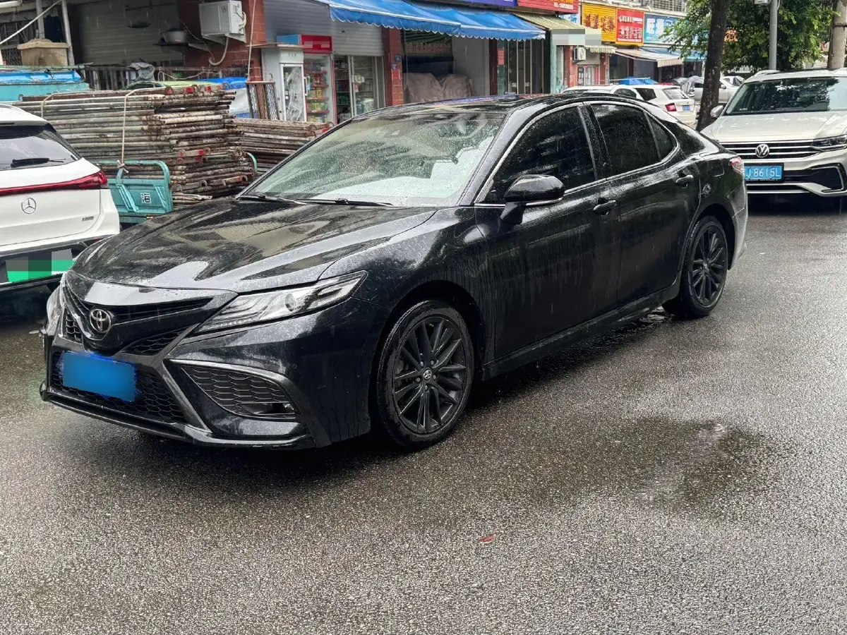 2022 Toyota Camry 2.5L 209HP L4 8AT