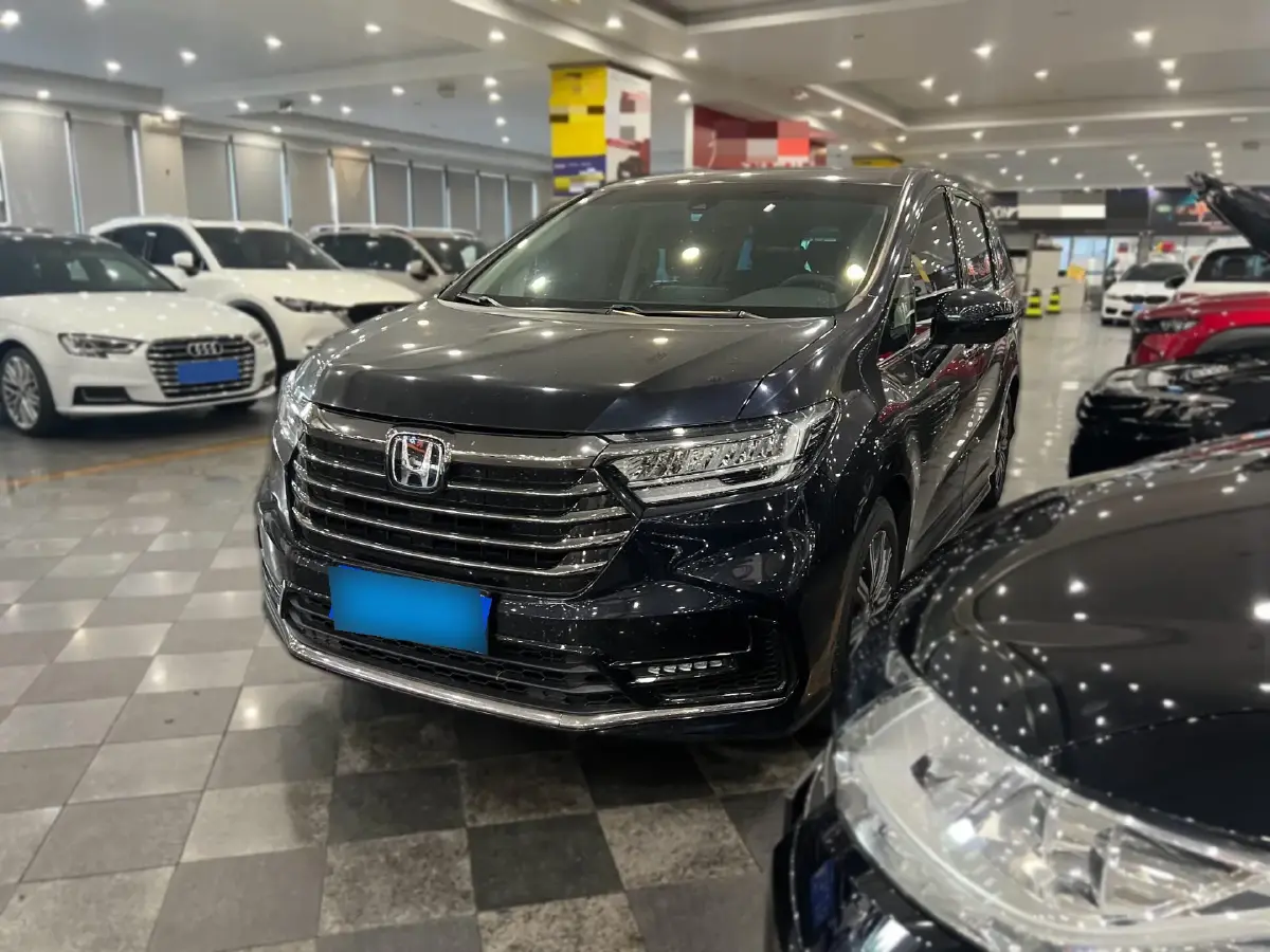 2022 Honda Odyssey 2.0L 146HP L4 E-CVT Hybrid