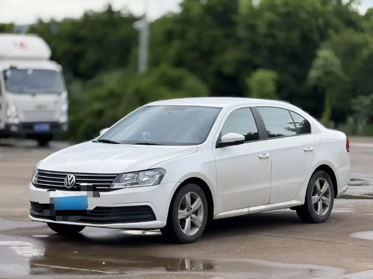 2017 Volkswagen Lavida 1.6L 110HP L4 6AT