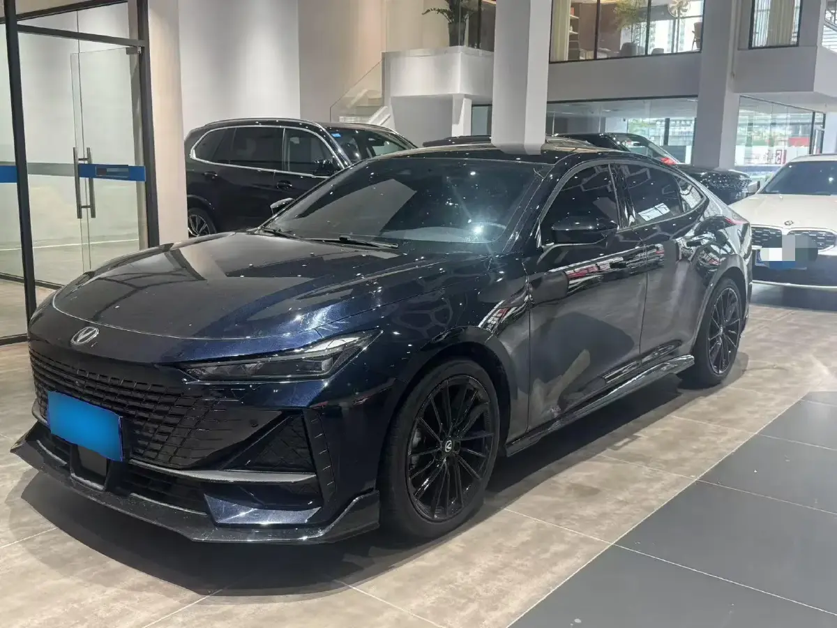 2023 ChangAn UNI-V 1.5T 188HP L4 7DCT