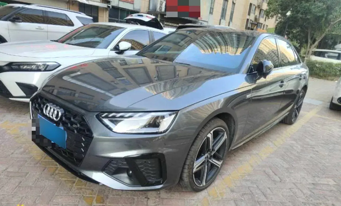 2024 Audi A4L 2.0T 190HP L4 7DCT