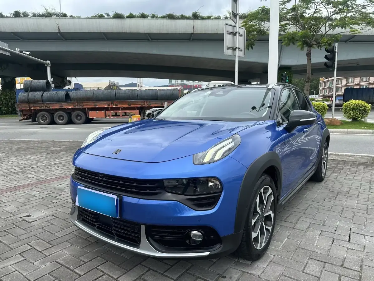 2018 LYNK&CO 02 2.0T 190HP L4 7DCT