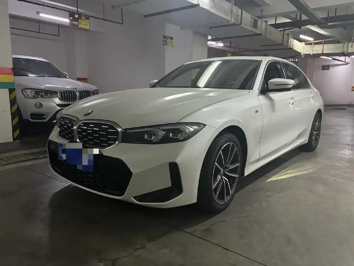 2024 BMW 3 Series 2.0T 184HP L4 8AT