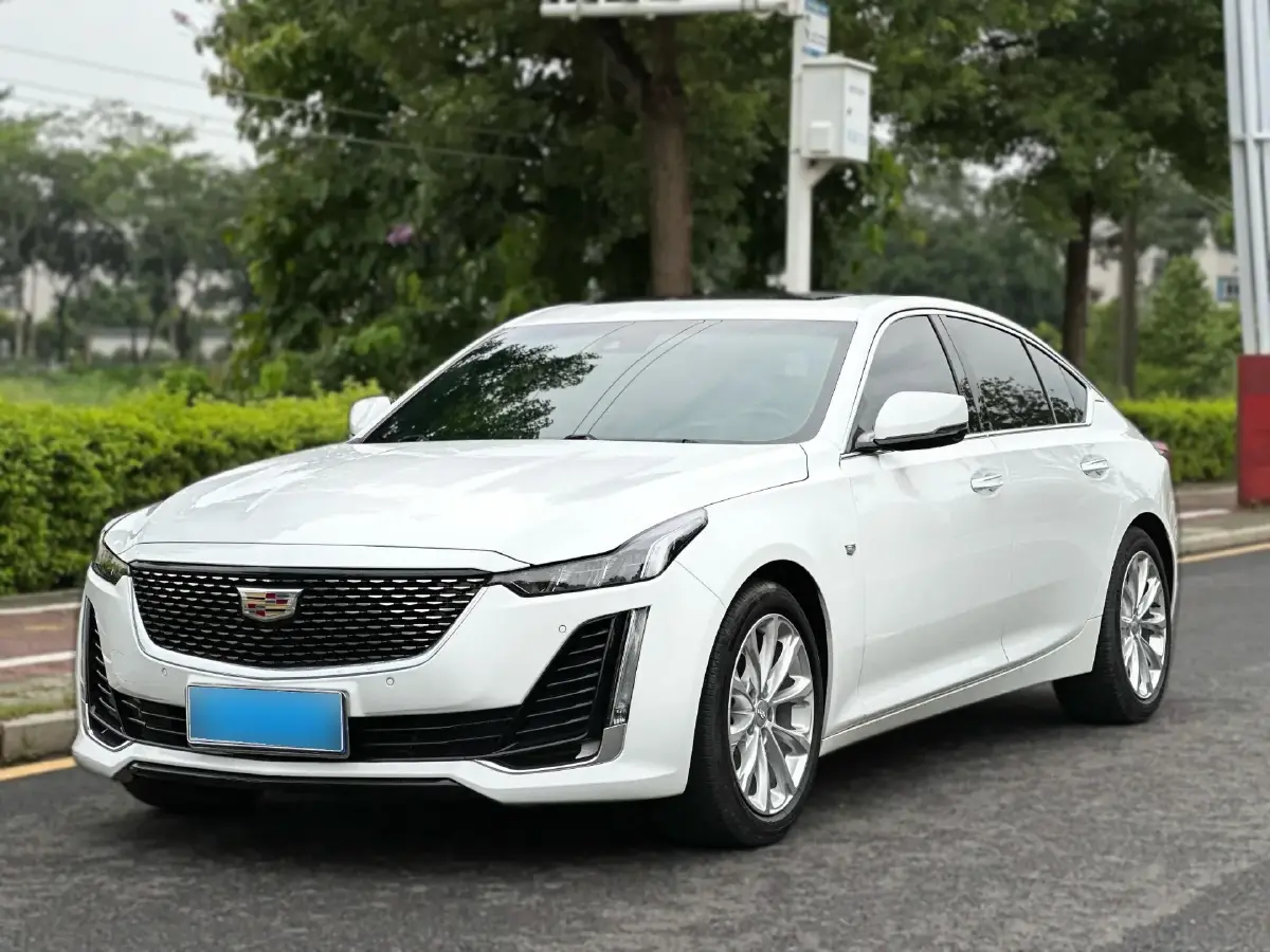 2021 Cadillac CT5 2.0T 237HP L4 10AT