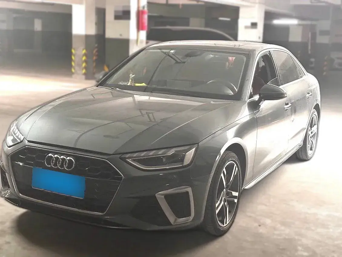 2020 Audi A4L 2.0T 190HP L4 7DCT