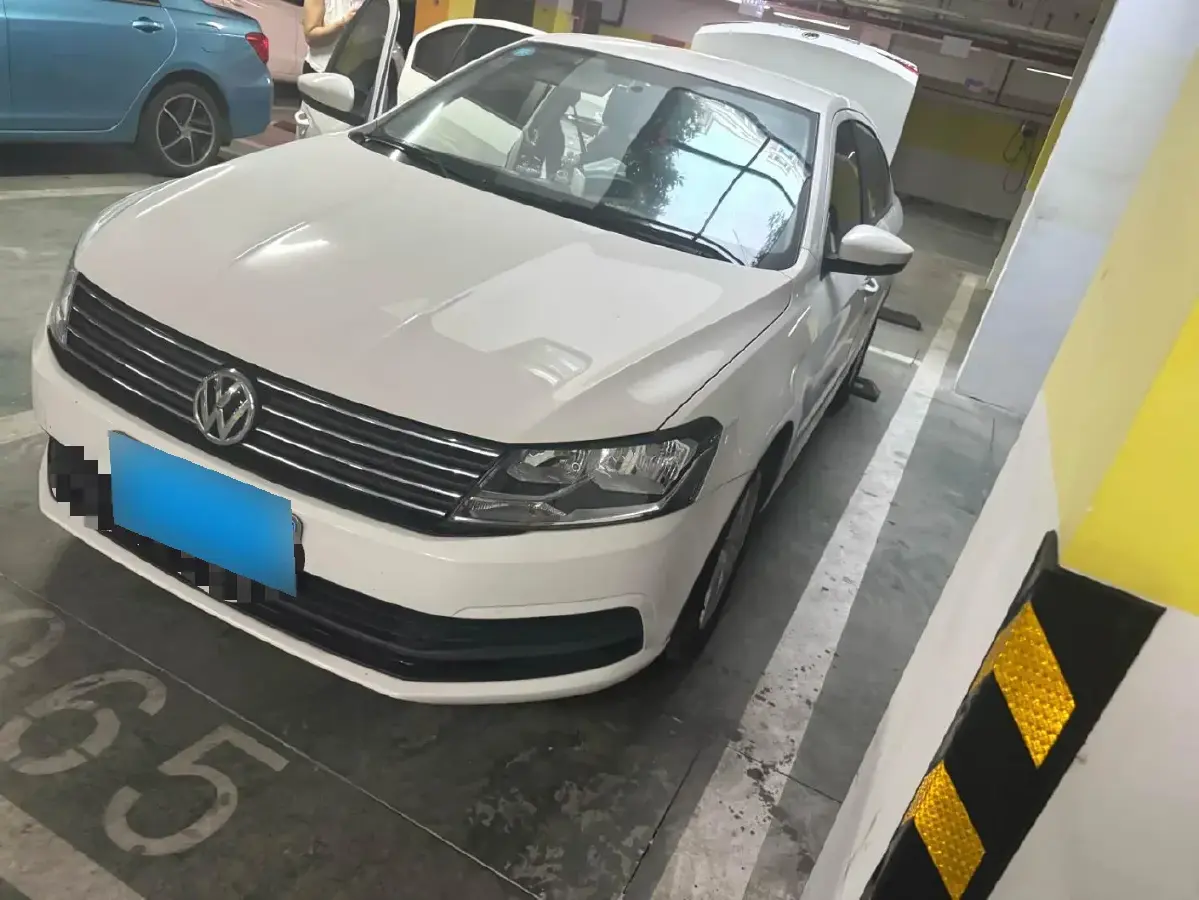 2017 Volkswagen Lavida 1.6L 110HP L4 6AT