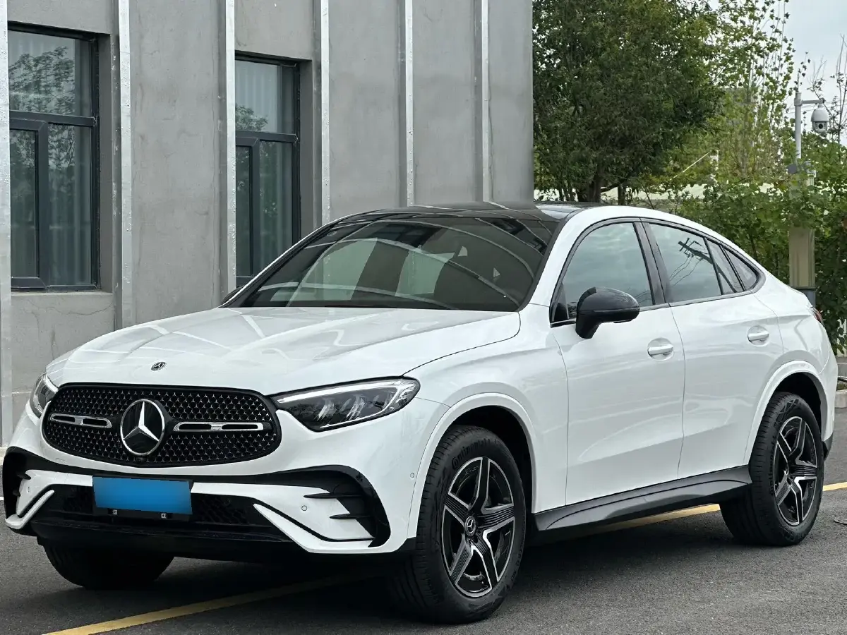 2025 Mercedes-Benz GLC Class 2.0T 204HP L4 9AT