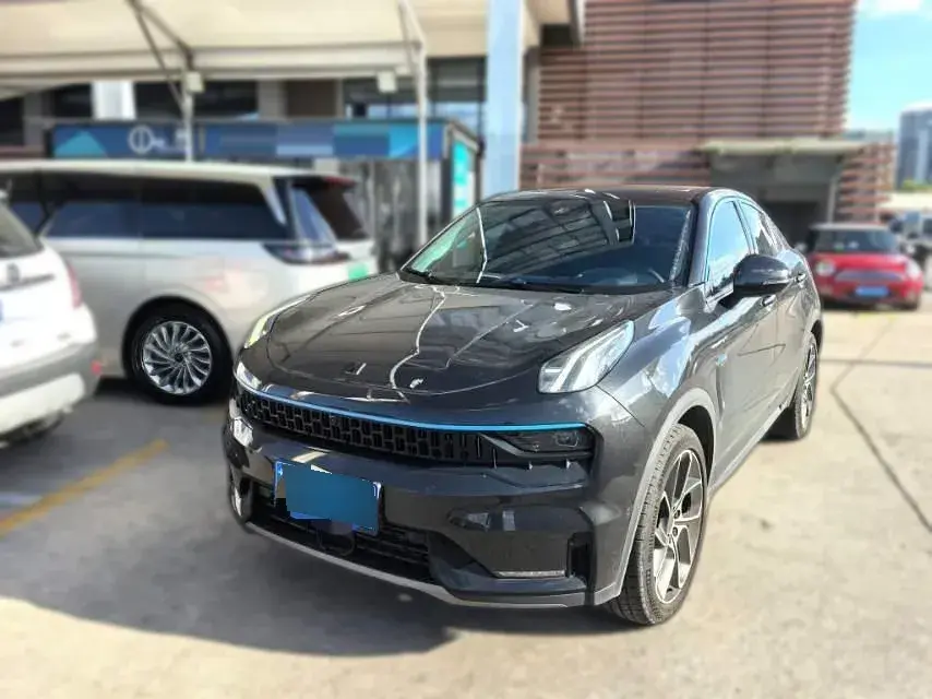 2020 LYNK&CO 05 2.0T 254HP L4 8AT