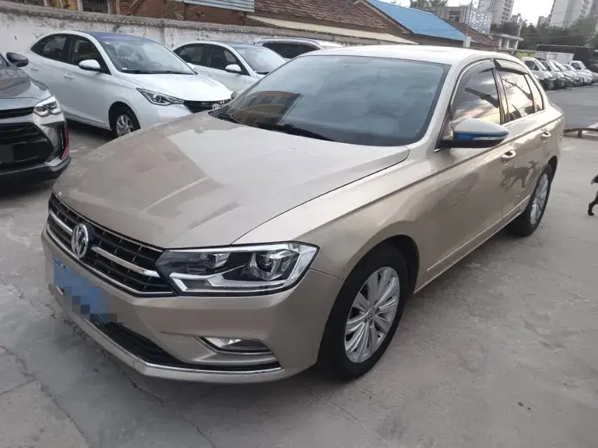 2018 Volkswagen Bora 1.5L 110HP L4 6AT