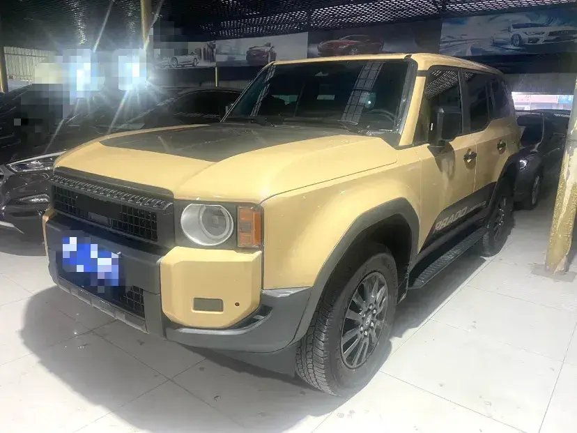 2024 Toyota Land Cruiser Prado 2.4T 282HP L4 8AT Hybrid