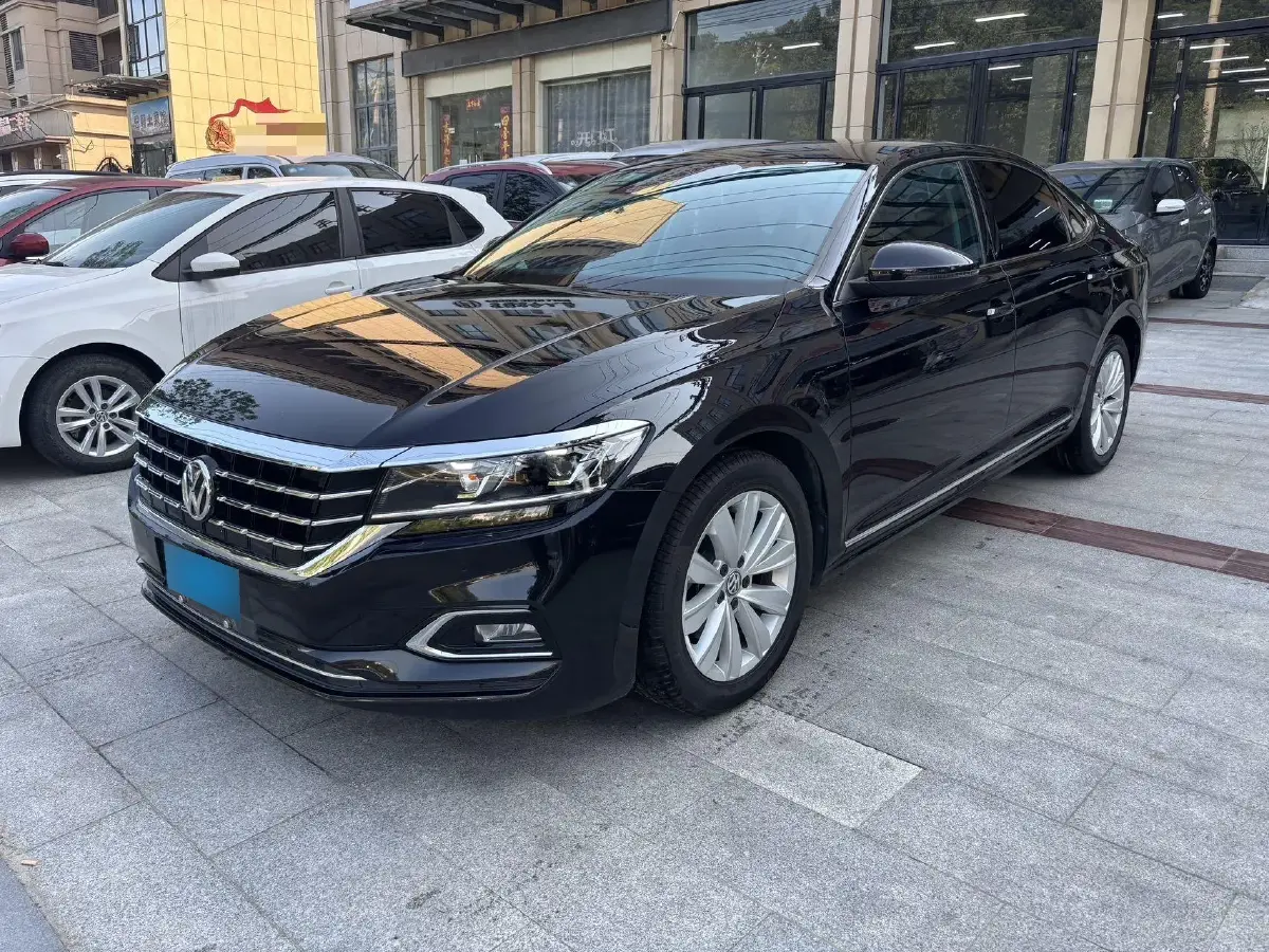 2019 Volkswagen Passat 1.4T 150HP L4 7DCT 2019 Volkswagen Passat 1.4T 150HP L4 7DCT