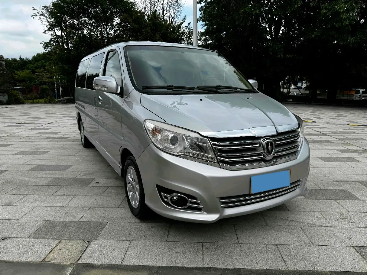 2014 JinBei Grace 2.4L 139HP L4 5MT,autocango,china used car exporter,china ev exporter,chinese used car exporter,chinese used ev exporter