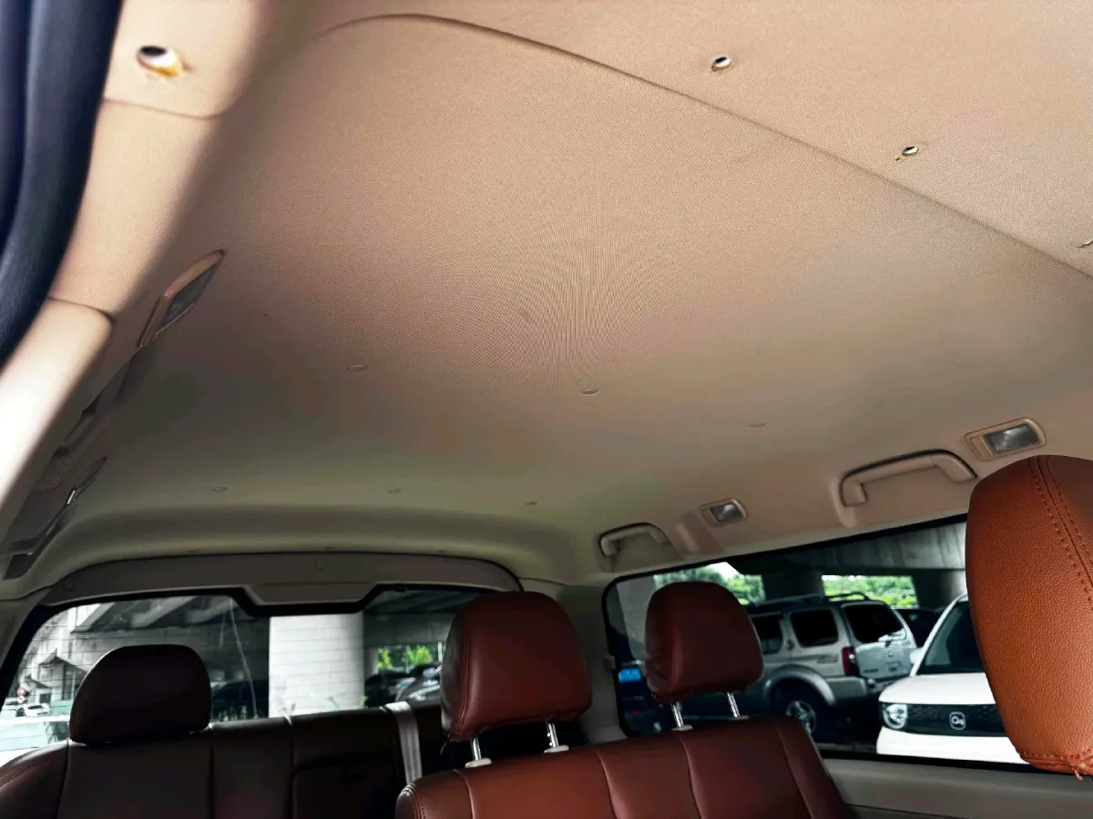 2014 JinBei Grace 2.4L 139HP L4 5MT,autocango,china used car exporter,china ev exporter,chinese used car exporter,chinese used ev exporter