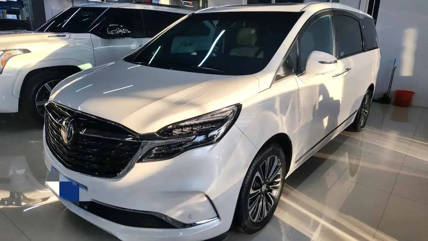2022 Buick GL8 2.0T 237HP L4 9AT