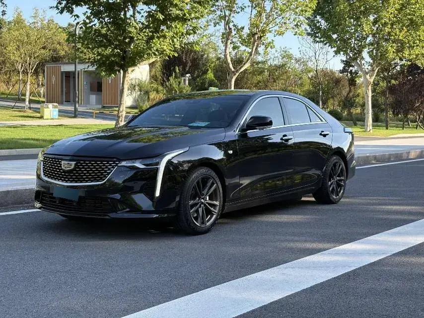 2022 Cadillac CT4 2.0T 237HP L4 8AT