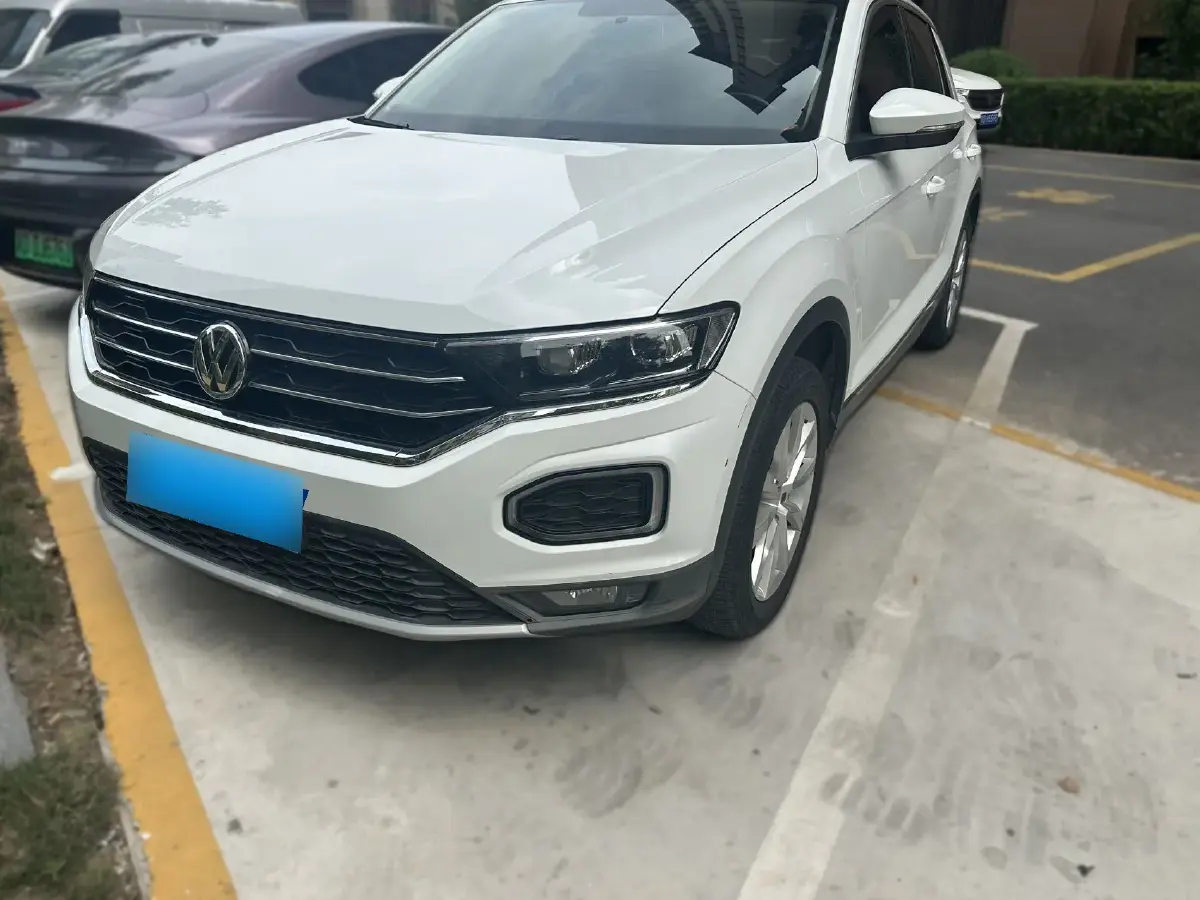 2018 Volkswagen T-Roc 1.4T 150HP L4 7DCT