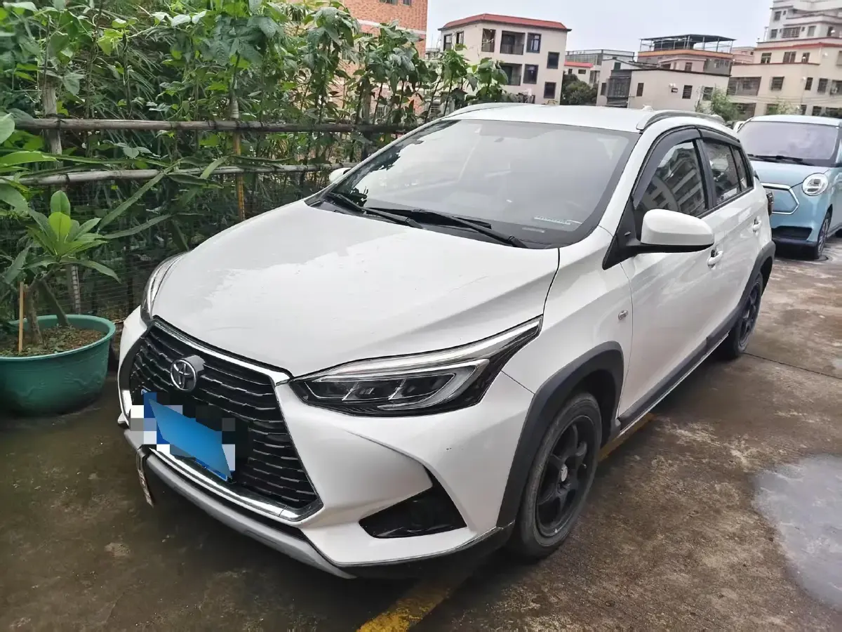 2021 Toyota Yaris L 1.5L 112HP L4 CVT