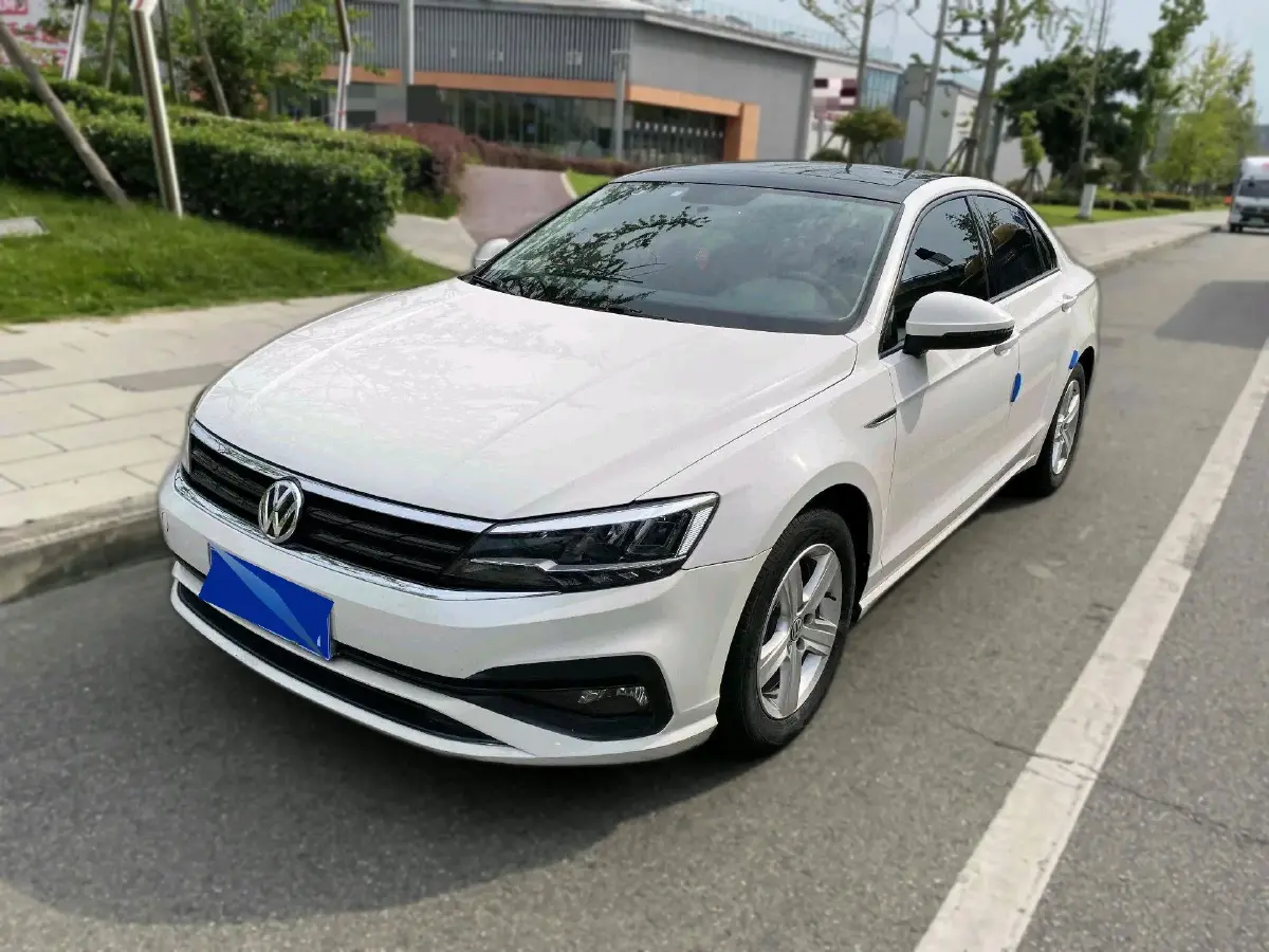 2021 Volkswagen Lamando 1.4T 131HP L4 7DCT