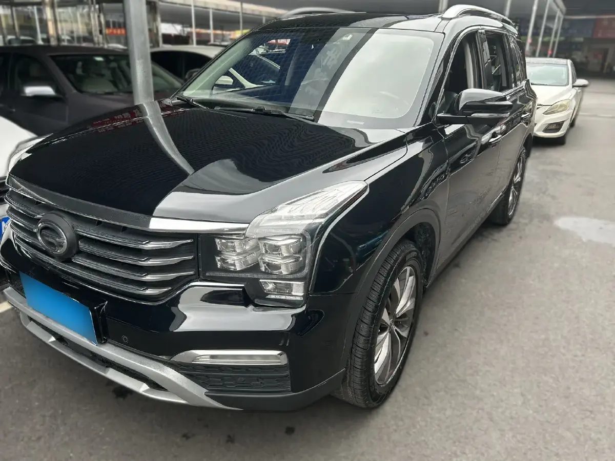 2017 GAC Trumpchi GS8 2.0T 201HP L4 6AT