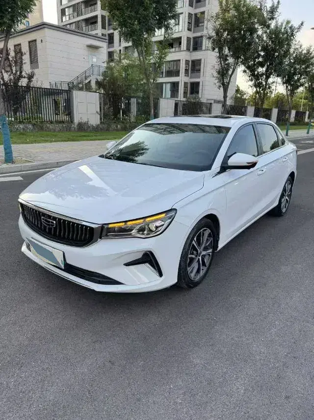 2022 Geely Emgrand L 1.4T 141HP L4 CVT