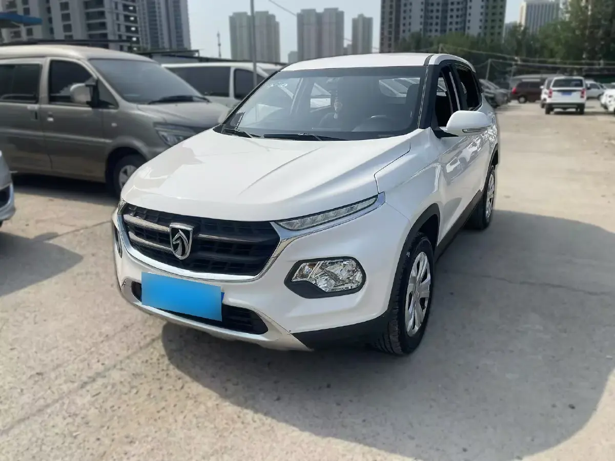 2014 BaoJun 610 1.5L 112HP L4 5MT