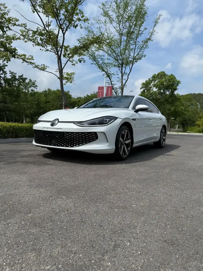 2024 Volkswagen Lamando 1.4T 150HP L4 7DCT