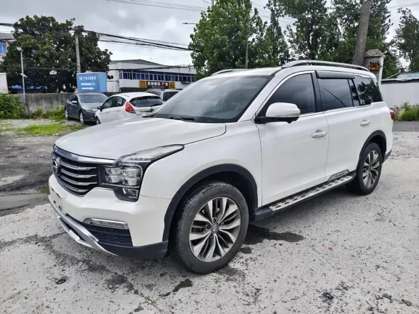 2017 GAC Trumpchi GS8 2.0T 201HP L4 6AT