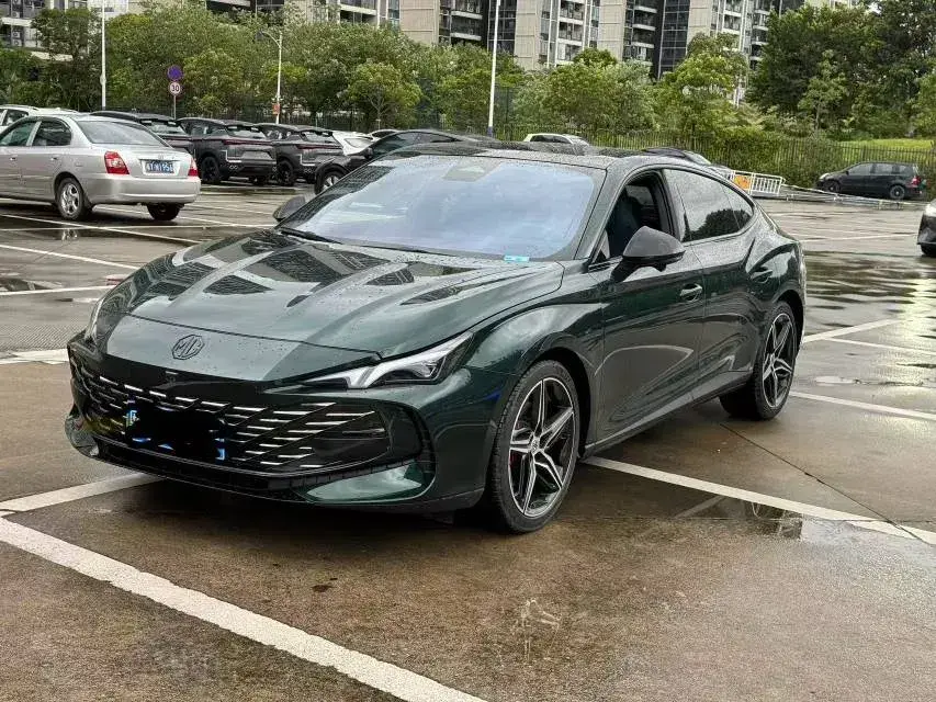 2023 MG 7 2.0T 261HP L4 9AT