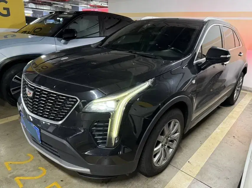 2020 Cadillac XT4 2.0T 241HP L4 9AT