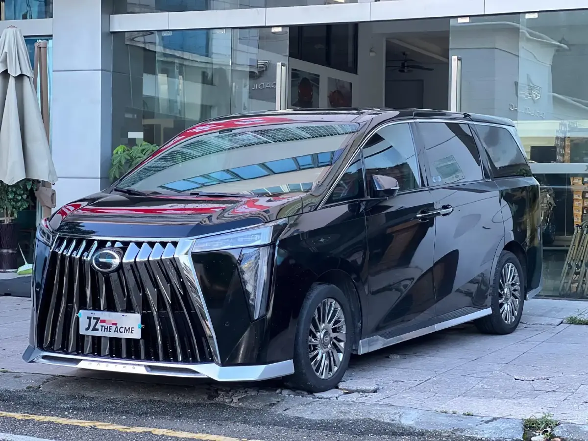 2023 GAC Trumpchi M8 2.0T 252HP L4 8AT