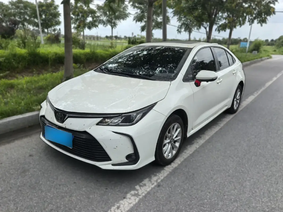 2021 Toyota Corolla 1.2T 116HP L4 CVT